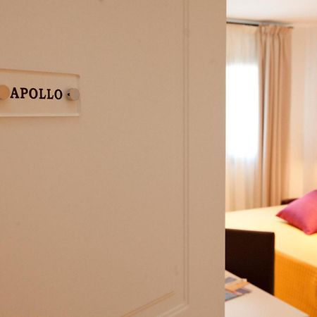 Xenia Hotel Villasimius Eksteriør billede